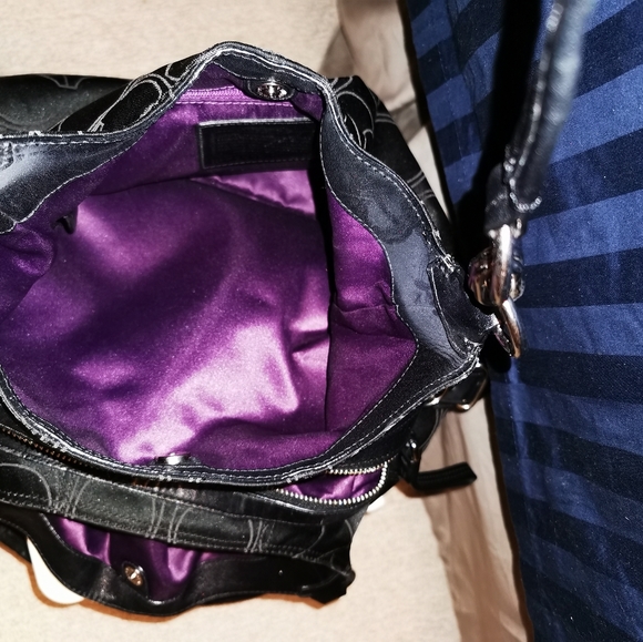 Purse - Picture 4 of 8